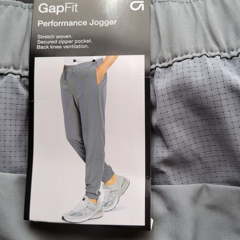 Gap Fit Jogger Men's XXL Gray Performance Stretch Athletic Pants NWT